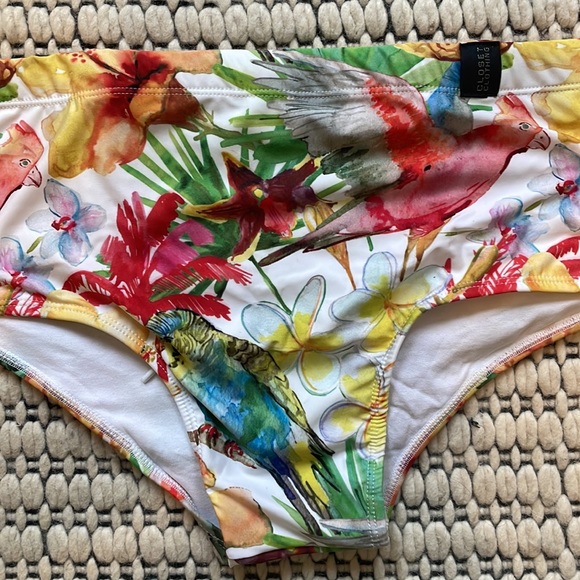 Classic Handmade Brazilian Speedo  swim brief size LARGE birds and flowers - Picture 2 of 4